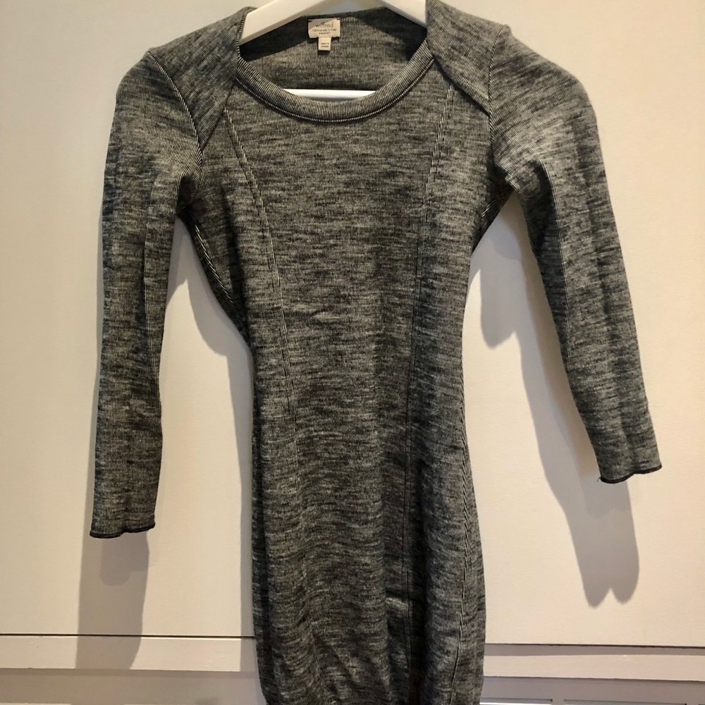 Aritzia Wilfred open back dress xxs